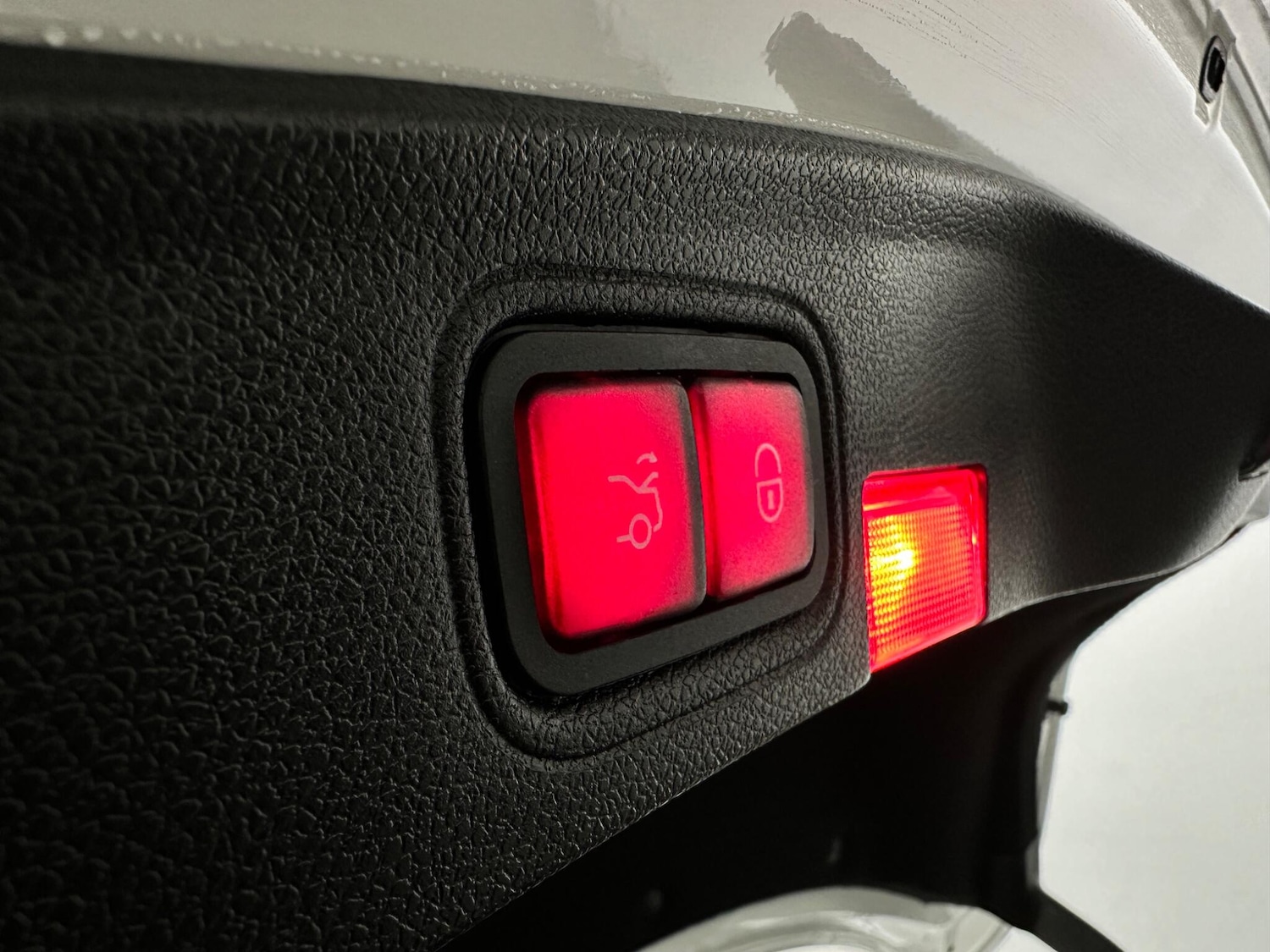 Used Mercedes-Benz C Class 2018 for sale - 77883303: Photo 47