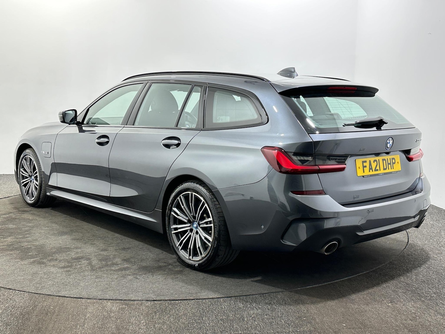 Used BMW 3 Series 2021 for sale - 76878448: Photo 6