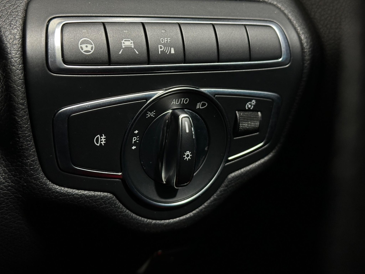 Used Mercedes-Benz C Class 2018 for sale - 78204375: Photo 18