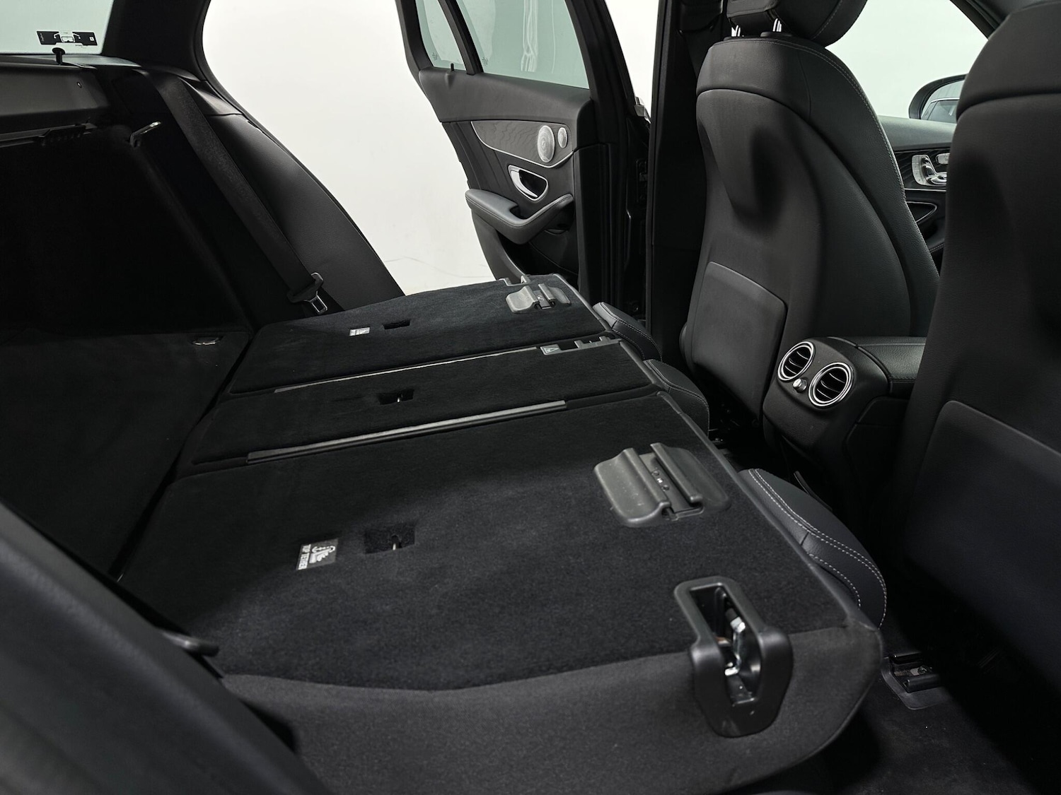 Used Mercedes-Benz C Class 2018 for sale - 78204375: Photo 47