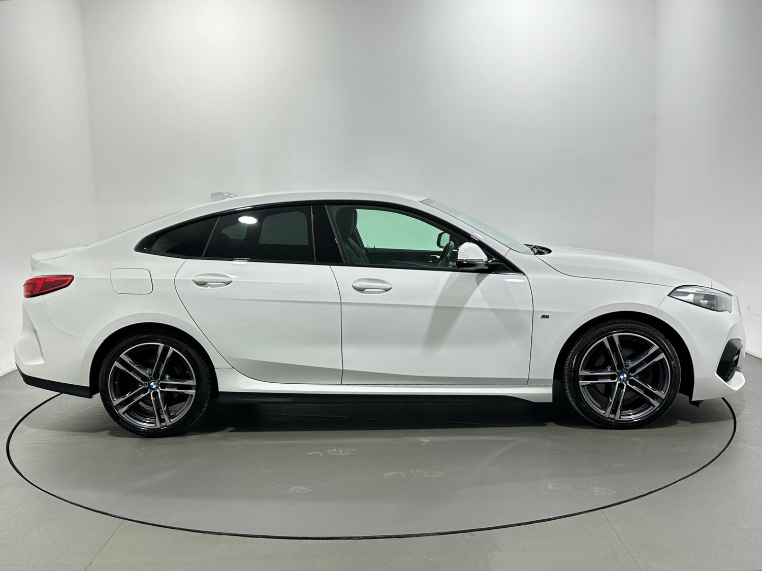 Used BMW 2 Series 2023 for sale - 77839848: Photo 9
