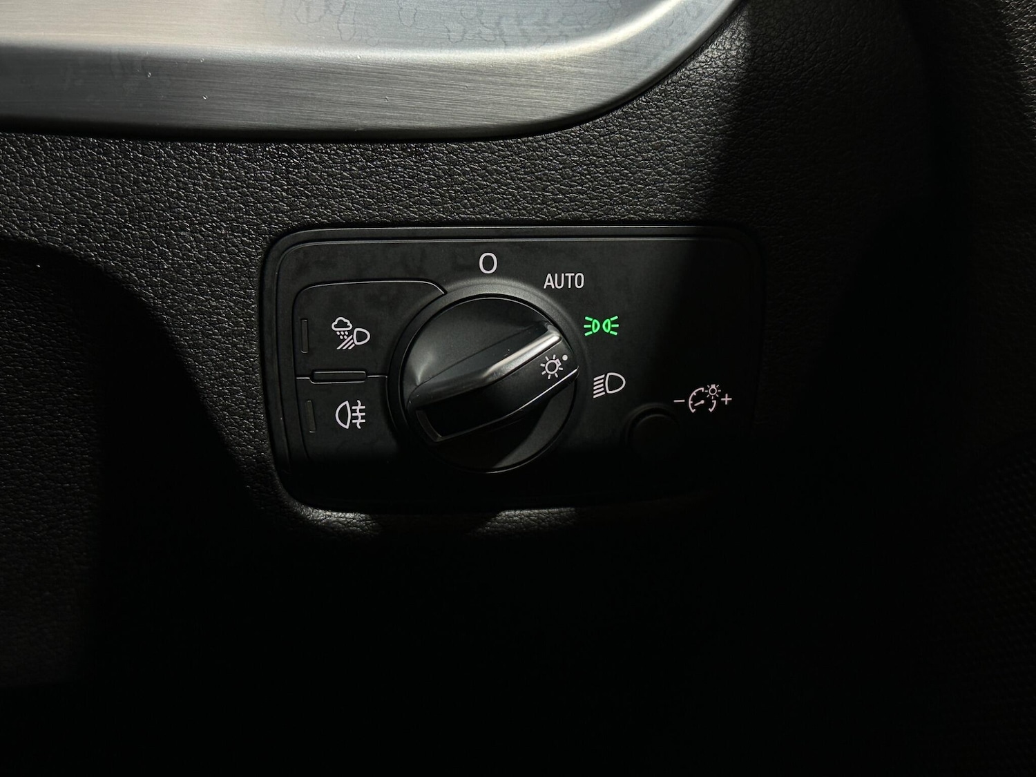 Used Audi Q2 2018 for sale - 76878901: Photo 16