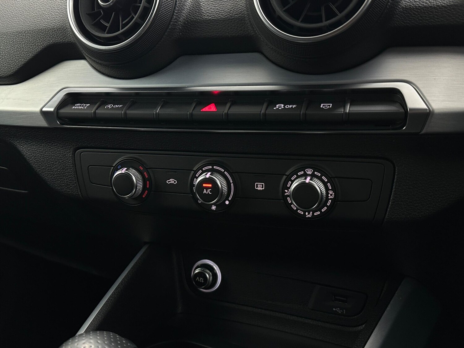 Used Audi Q2 2018 for sale - 76878901: Photo 20