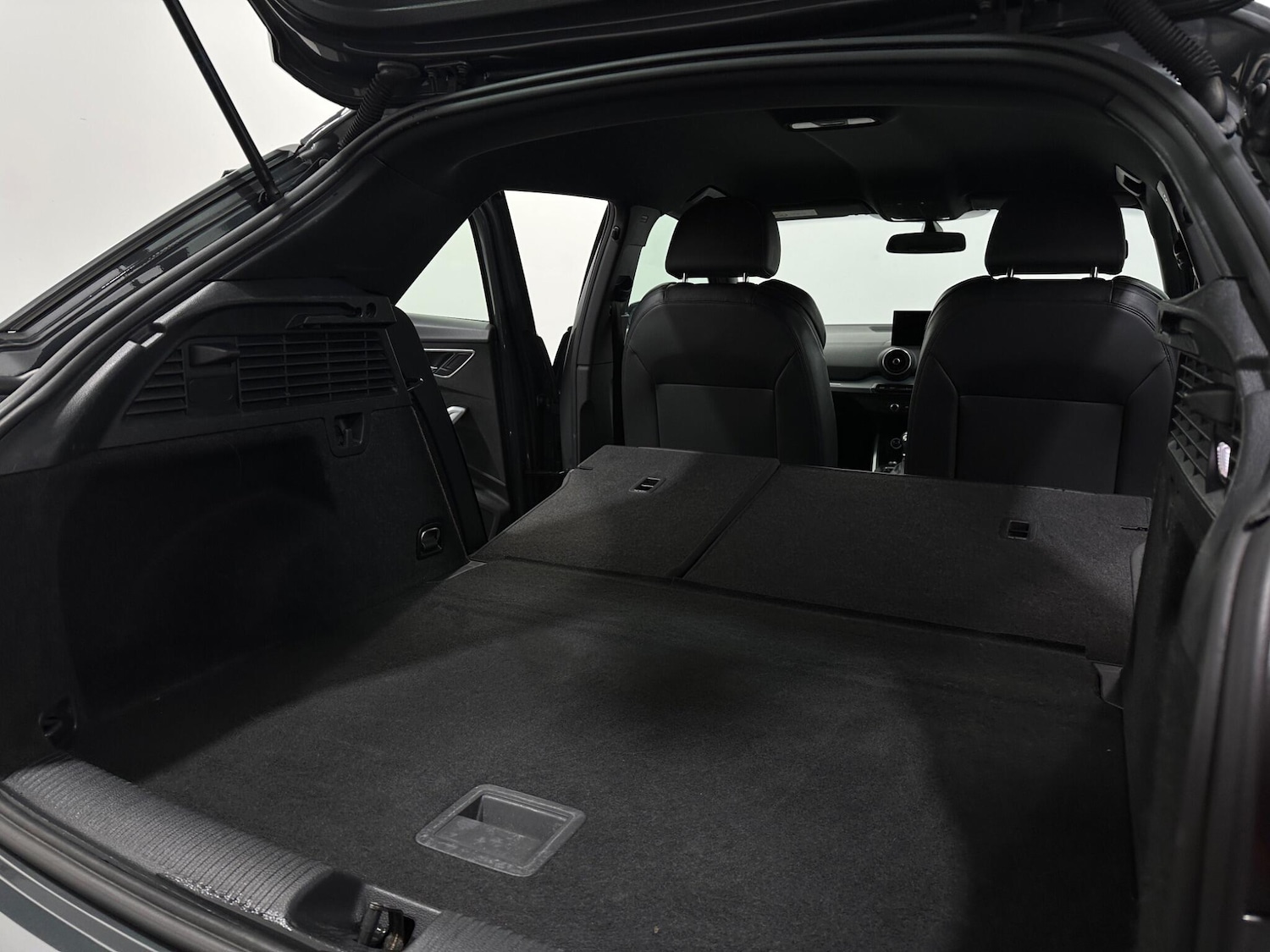 Used Audi Q2 2018 for sale - 76878901: Photo 43