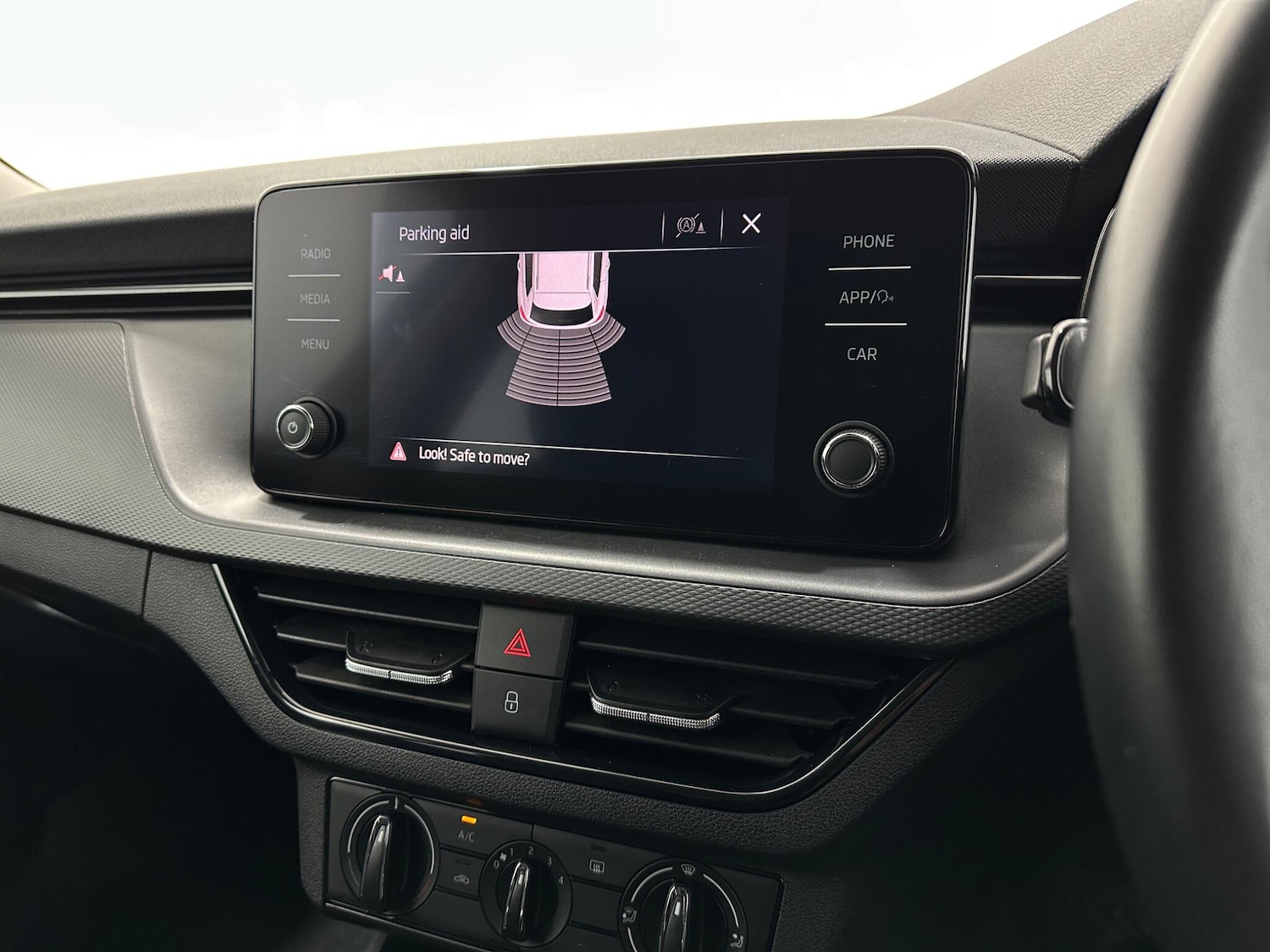 Used Skoda Kamiq 2023 for sale - 77305457: Photo 22