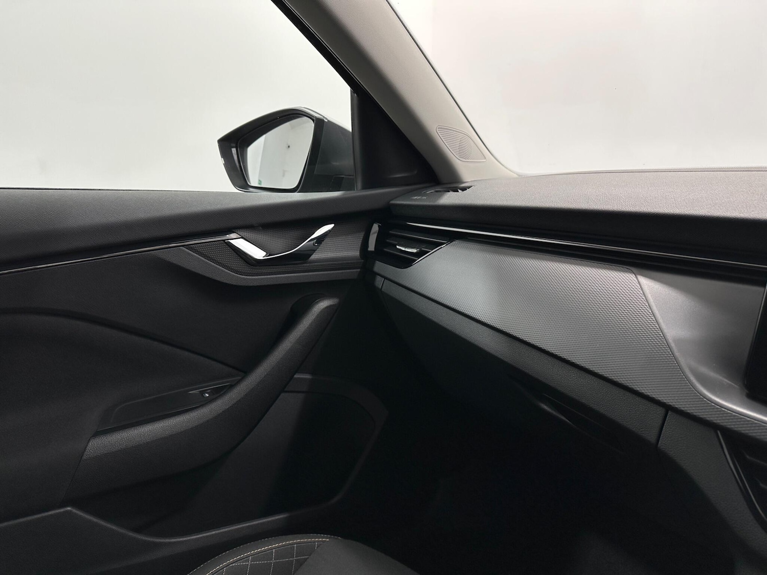 Used Skoda Kamiq 2023 for sale - 77305457: Photo 25