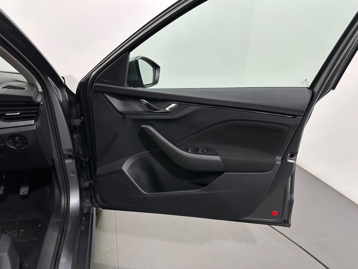 Used Skoda Kamiq 2023 for sale - 77305457: Photo 32