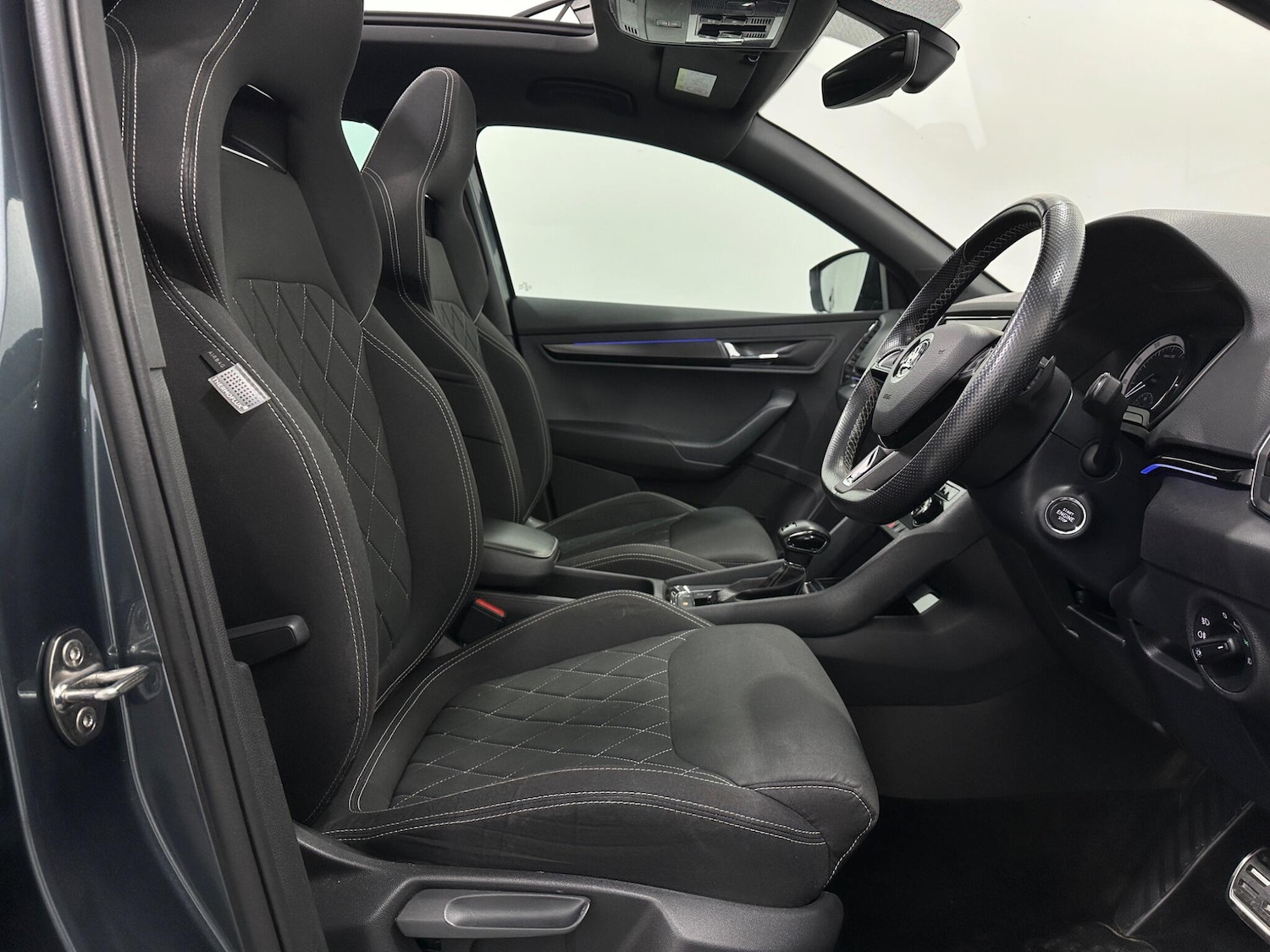 Used Skoda Karoq 2019 for sale - 77982275: Photo 32