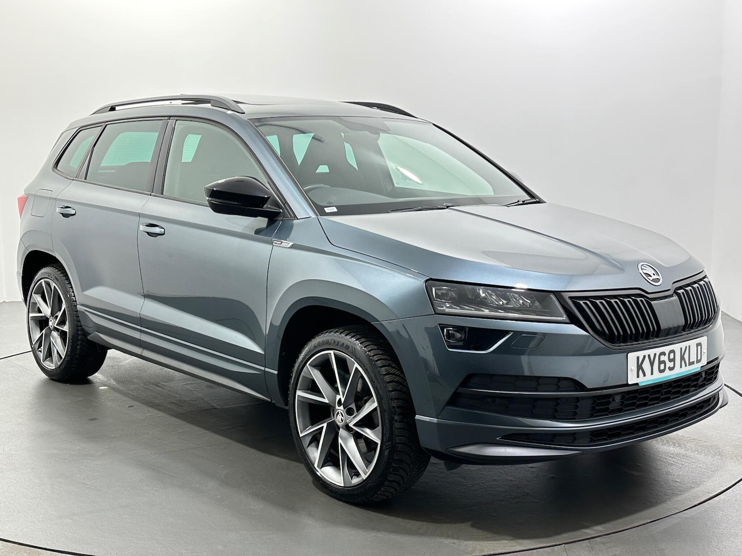 Used Skoda Karoq 2019 for sale - 76878875: Photo 1