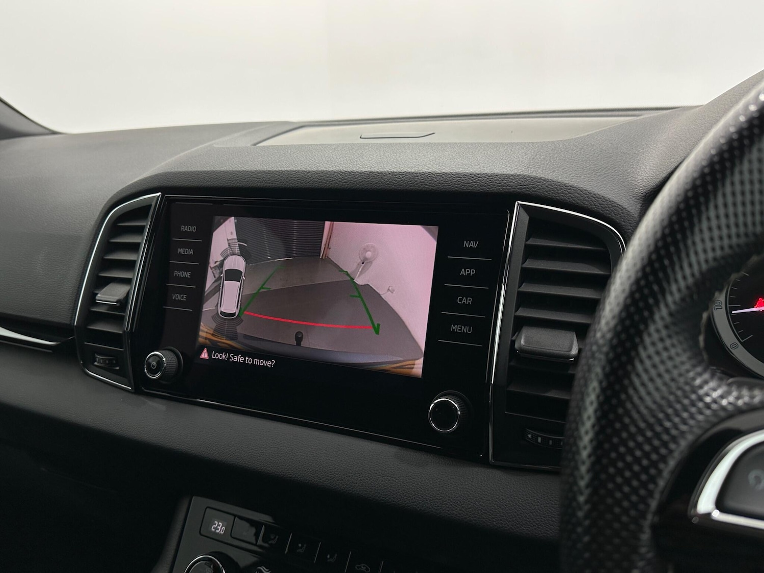 Used Skoda Karoq 2019 for sale - 76878875: Photo 21