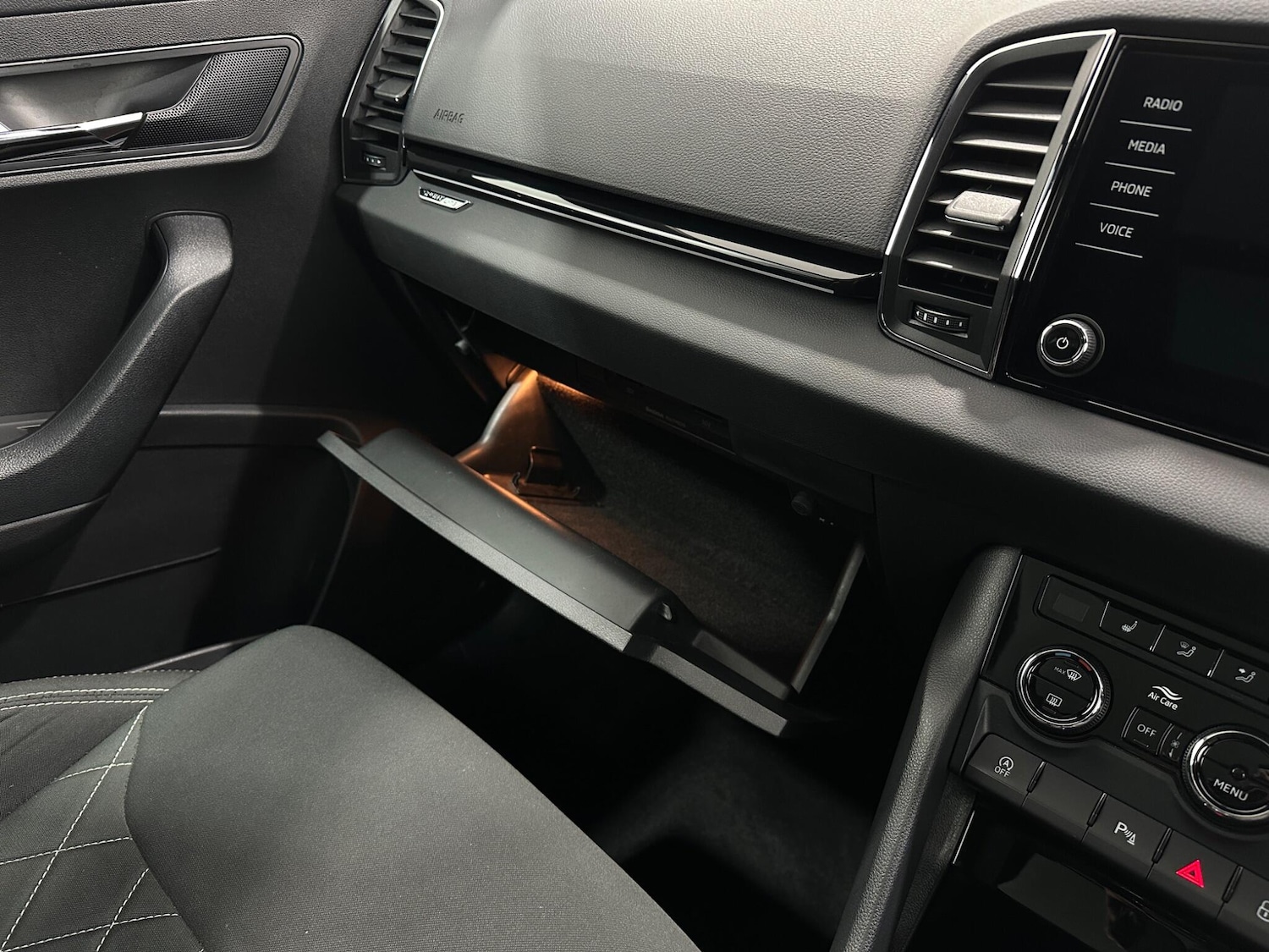 Used Skoda Karoq 2019 for sale - 76878875: Photo 27