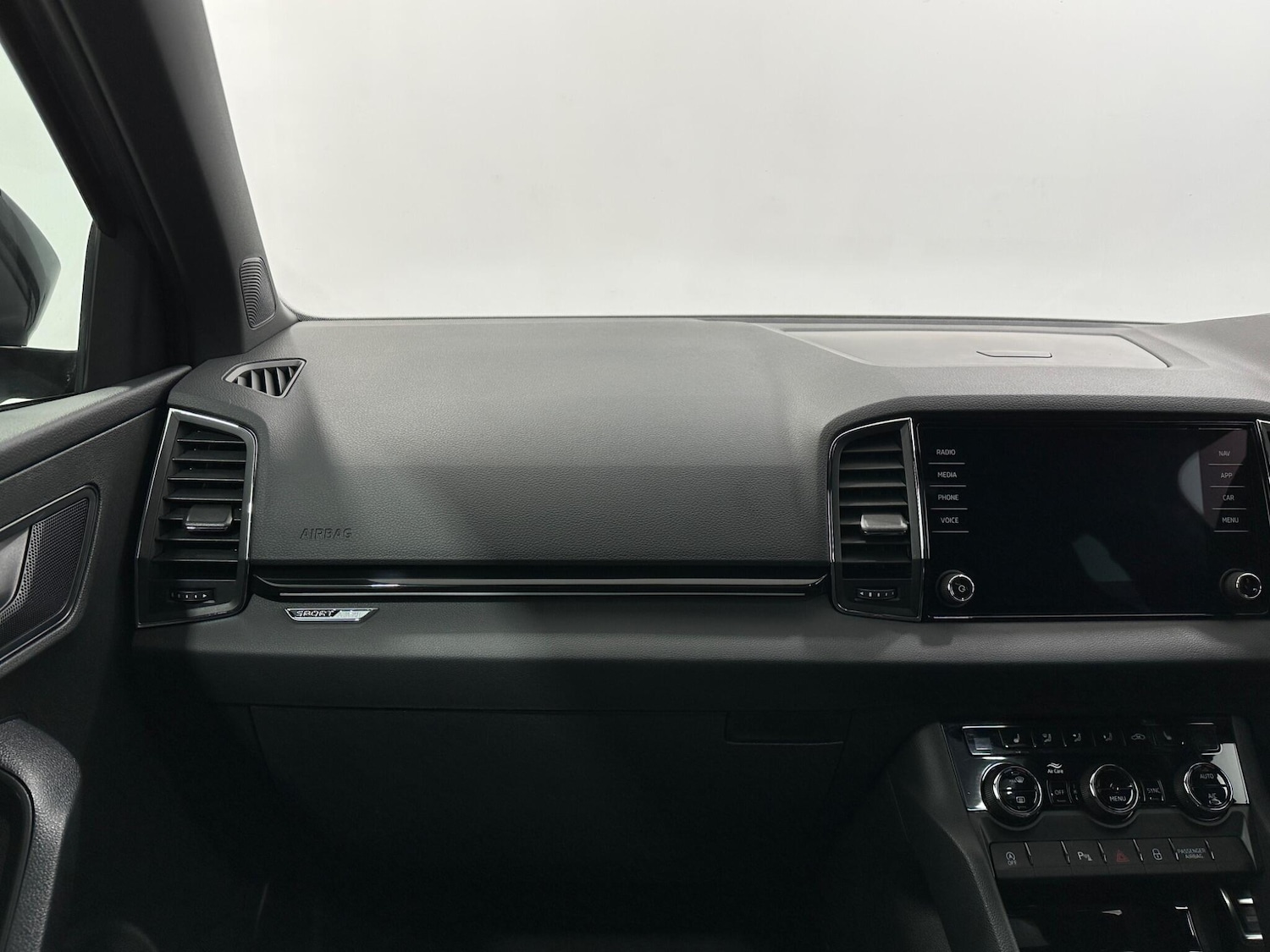 Used Skoda Karoq 2019 for sale - 76878875: Photo 28