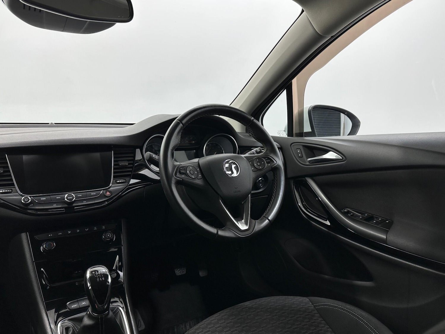 Used Vauxhall Astra 2018 for sale - 76878456: Photo 11