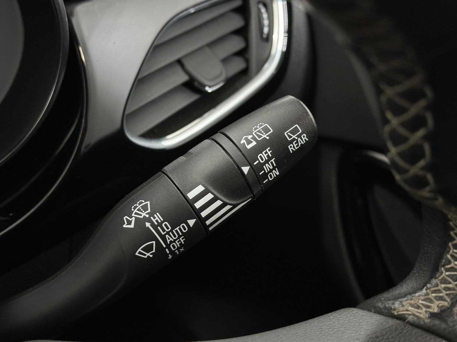 Used Vauxhall Astra 2018 for sale - 76878456: Photo 16