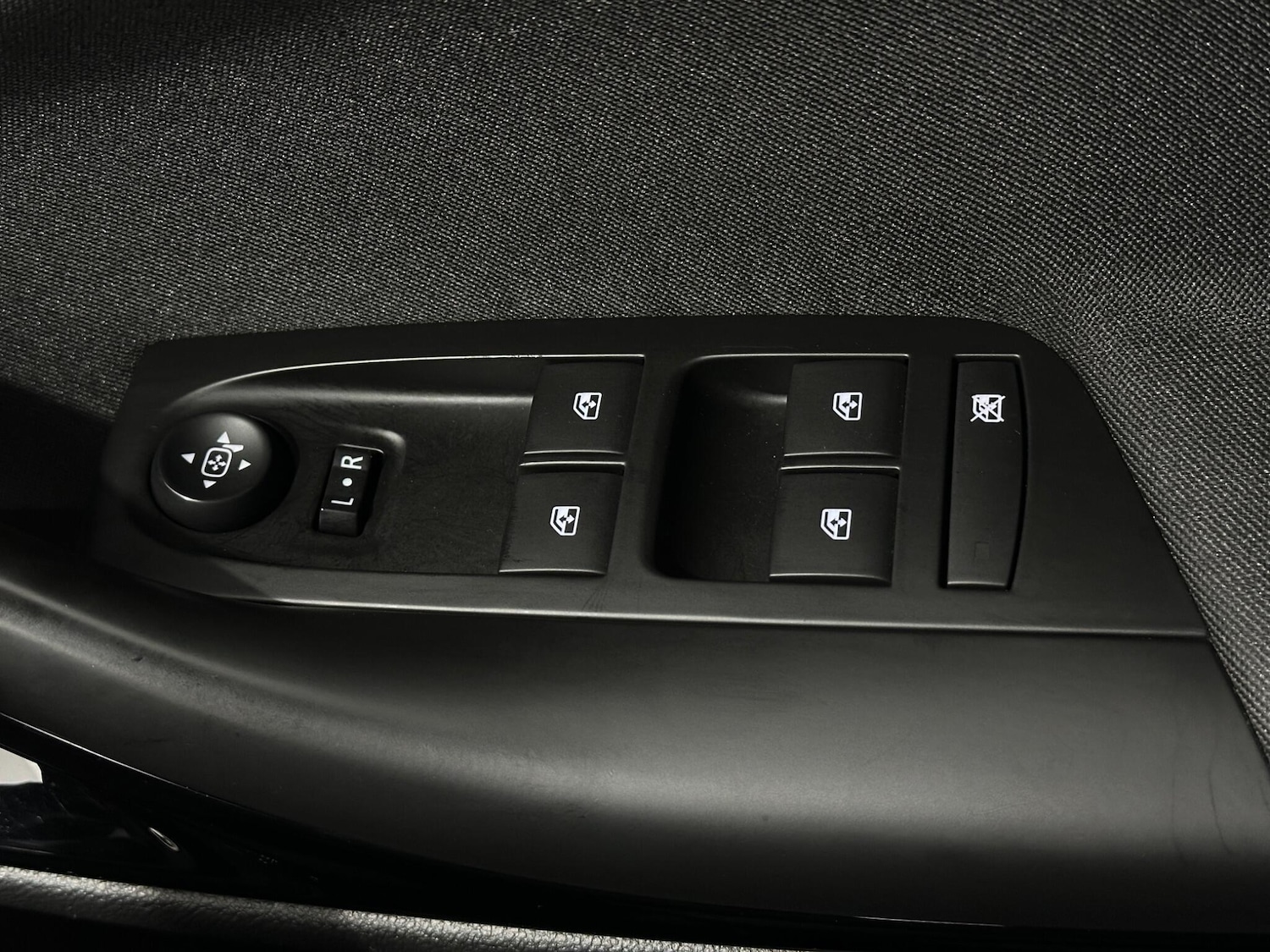 Used Vauxhall Astra 2018 for sale - 76878456: Photo 18