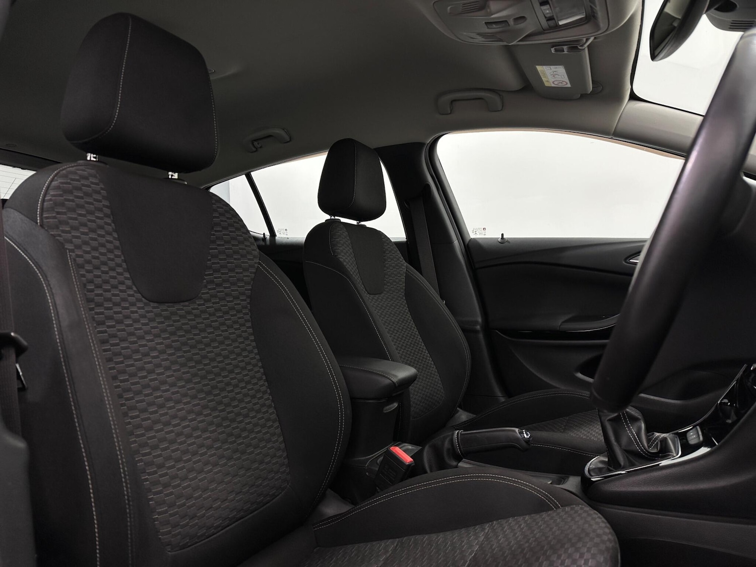 Used Vauxhall Astra 2018 for sale - 76878456: Photo 30