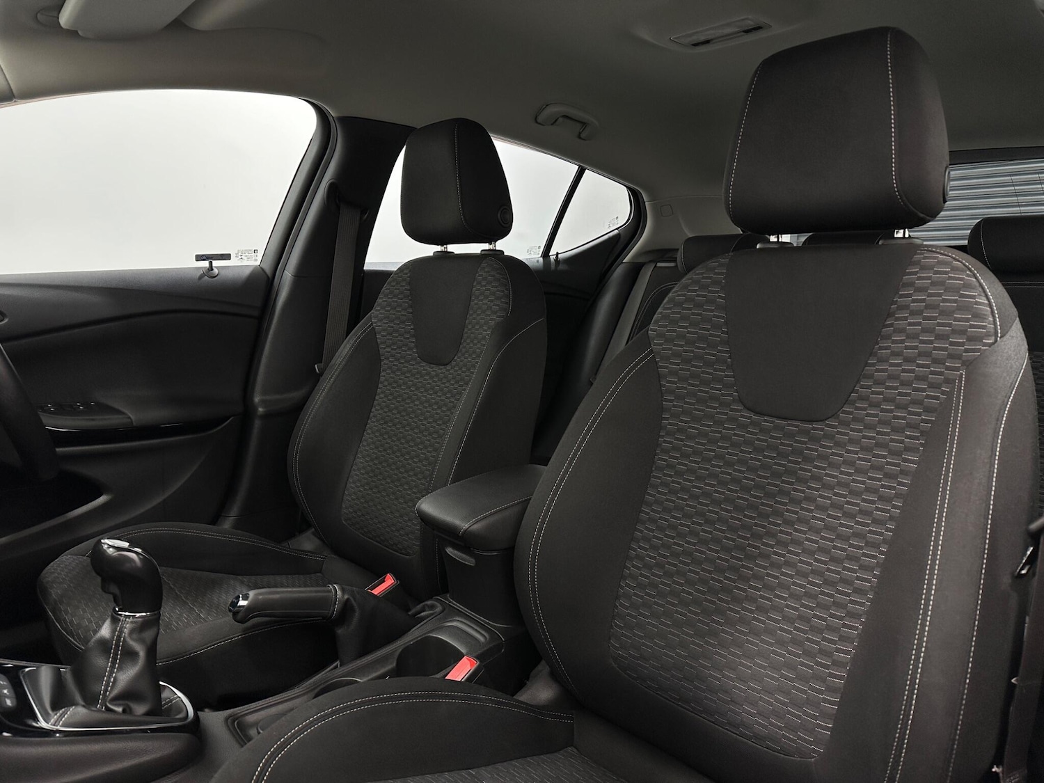 Used Vauxhall Astra 2018 for sale - 76878456: Photo 33