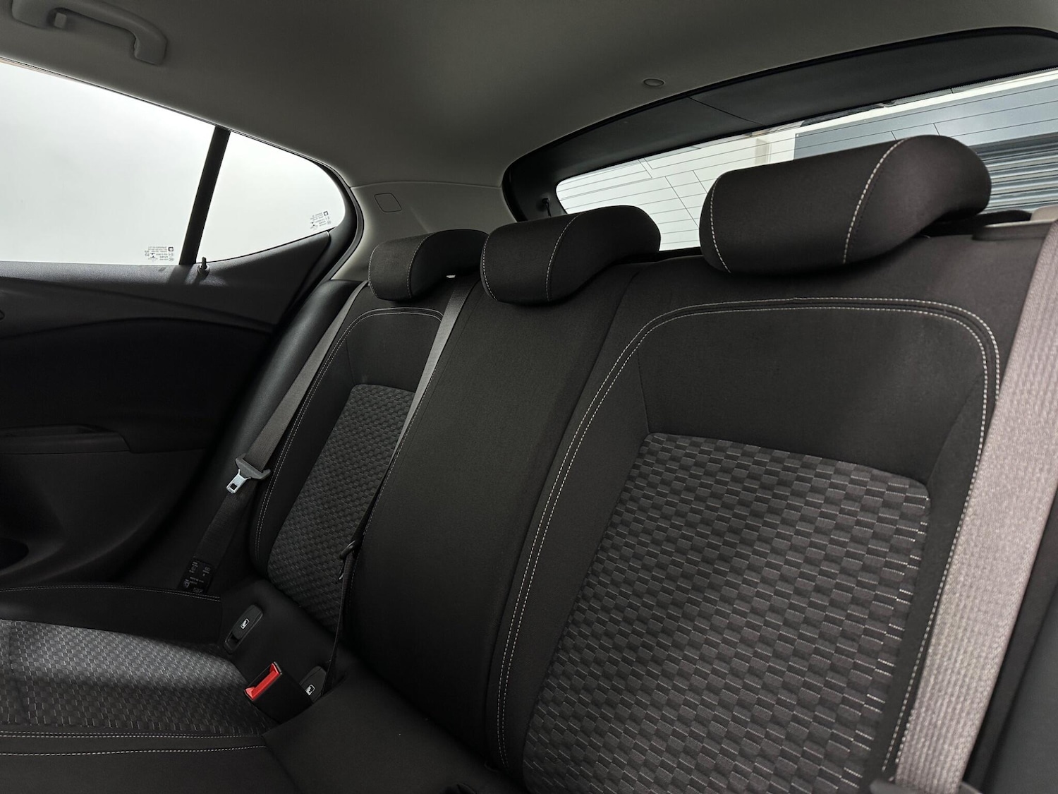 Used Vauxhall Astra 2018 for sale - 76878456: Photo 36