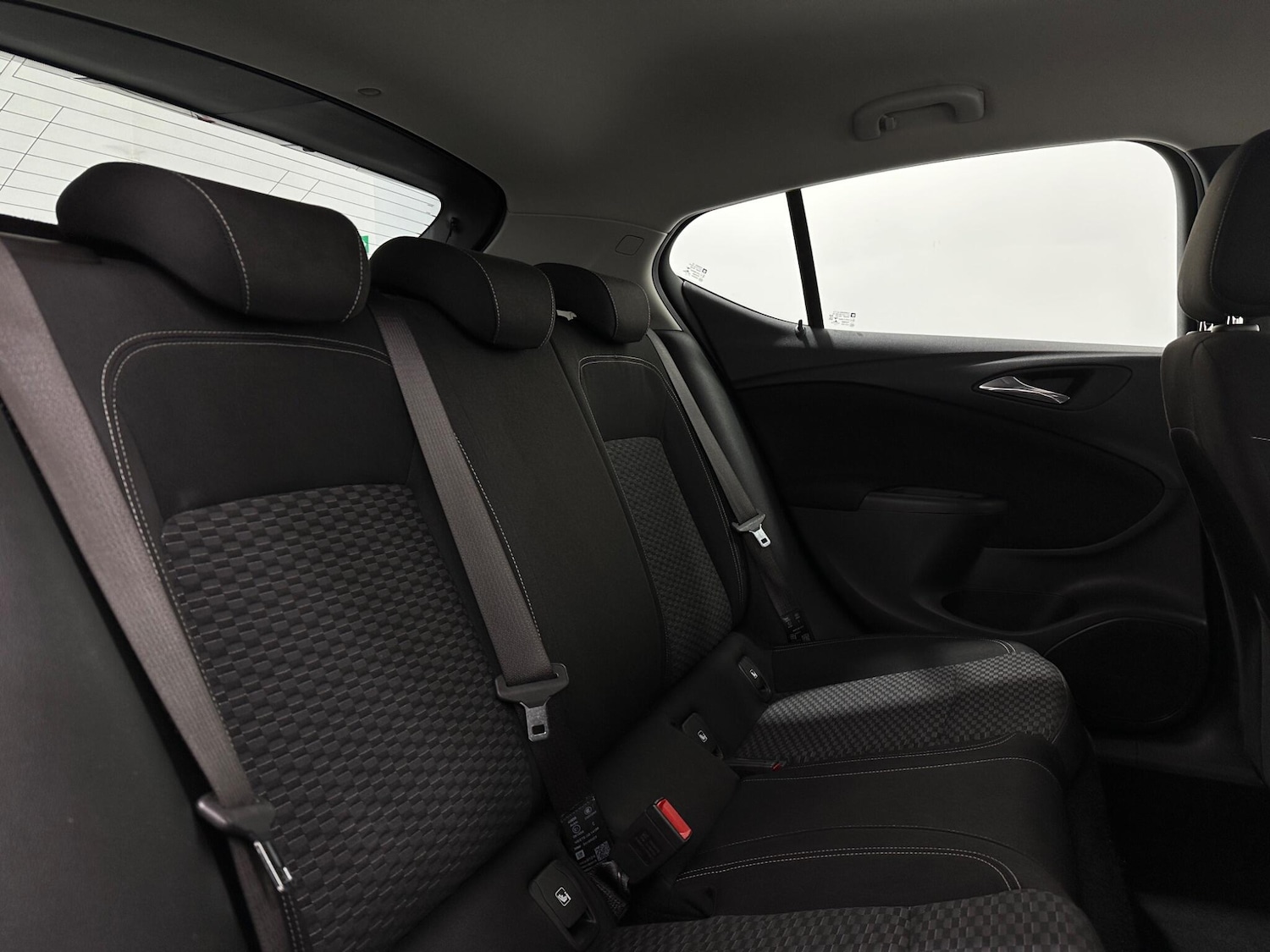 Used Vauxhall Astra 2018 for sale - 76878456: Photo 39