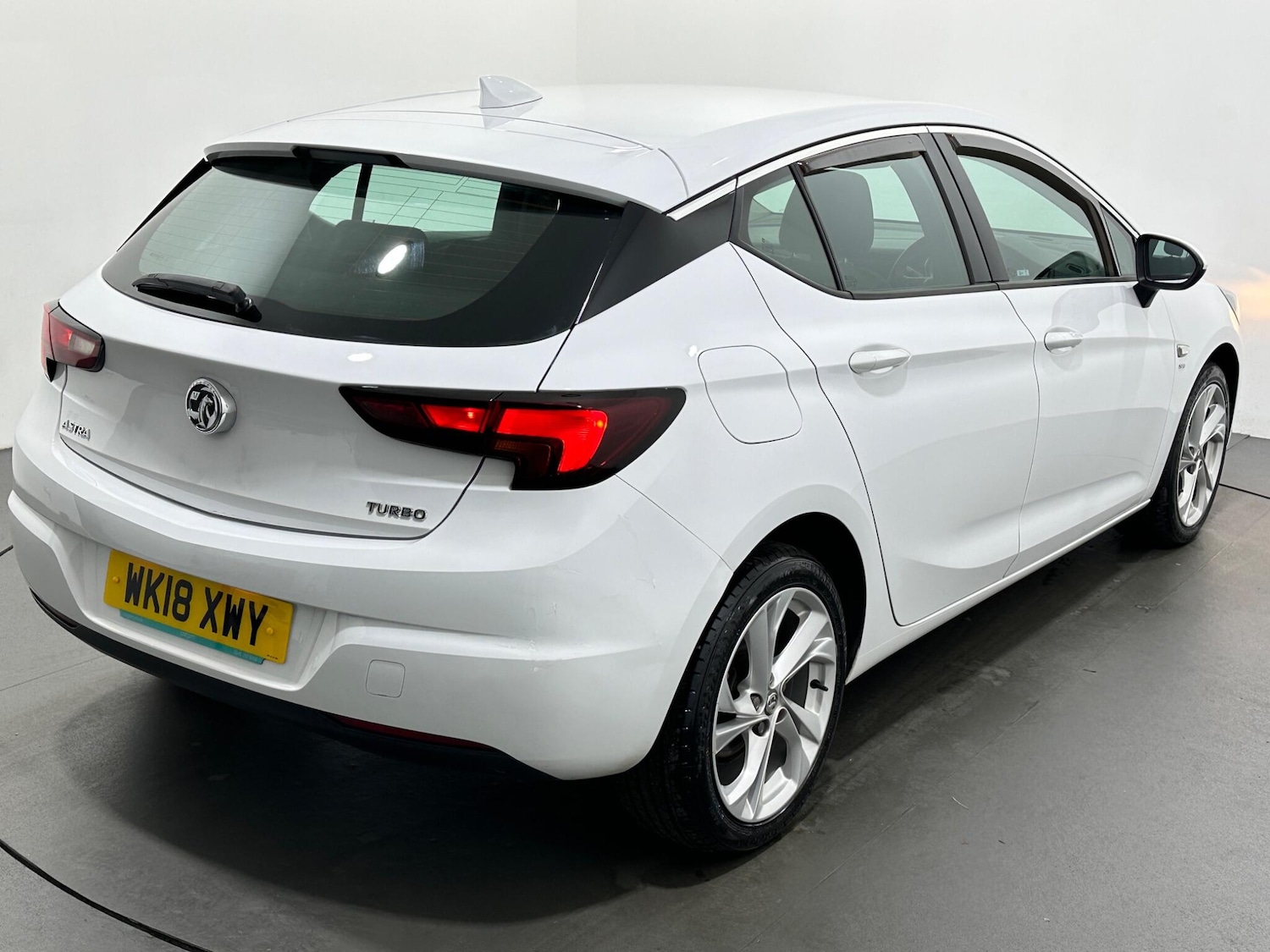 Used Vauxhall Astra 2018 for sale - 76878456: Photo 48