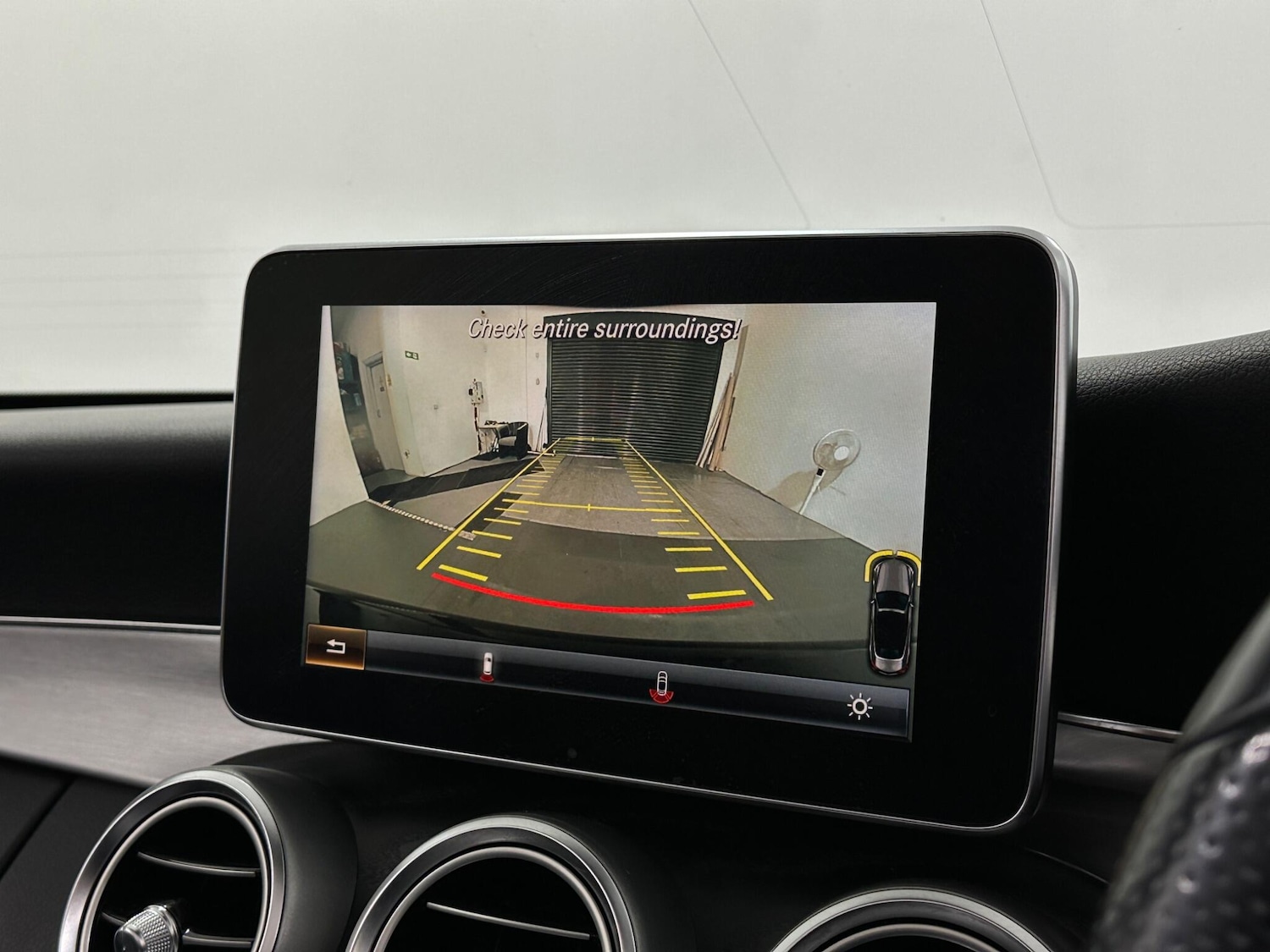 Used Mercedes-Benz C Class 2018 for sale - 76878990: Photo 24