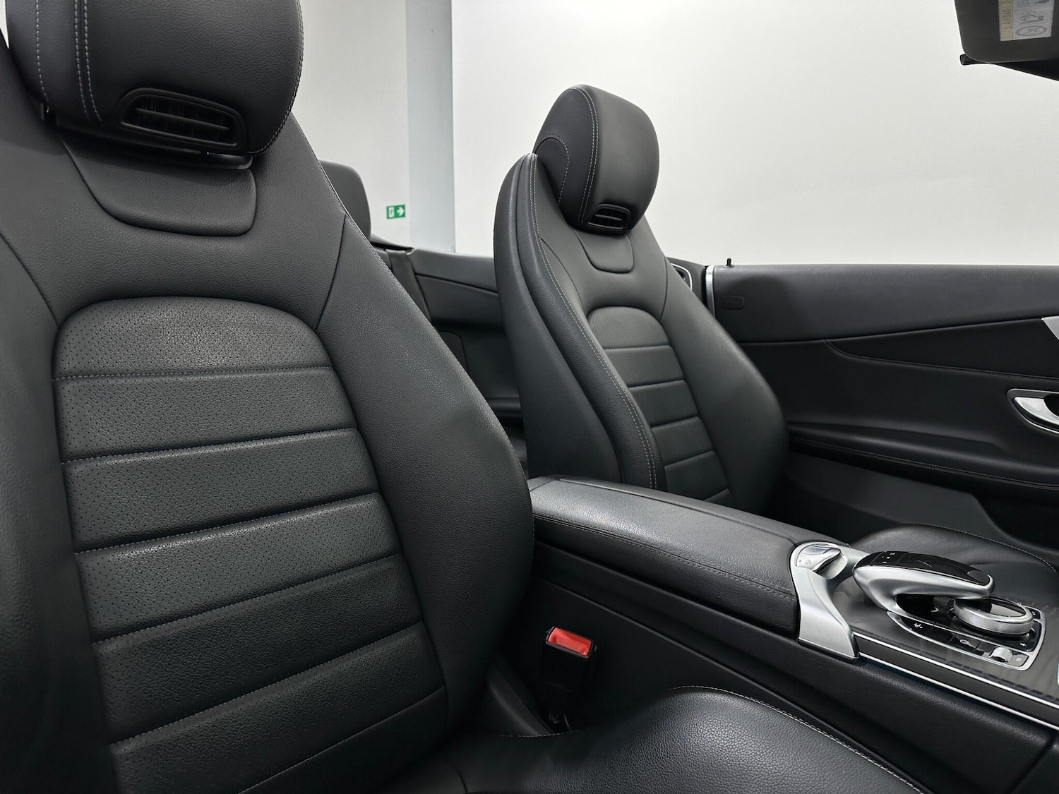 Used Mercedes-Benz C Class 2018 for sale - 76878990: Photo 31