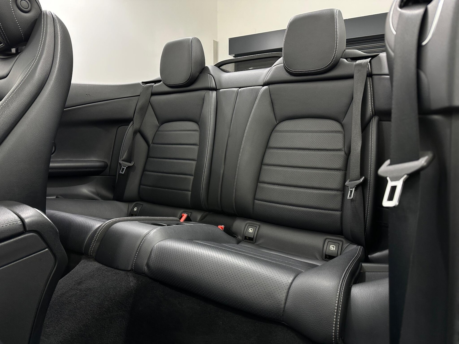 Used Mercedes-Benz C Class 2018 for sale - 76878990: Photo 38