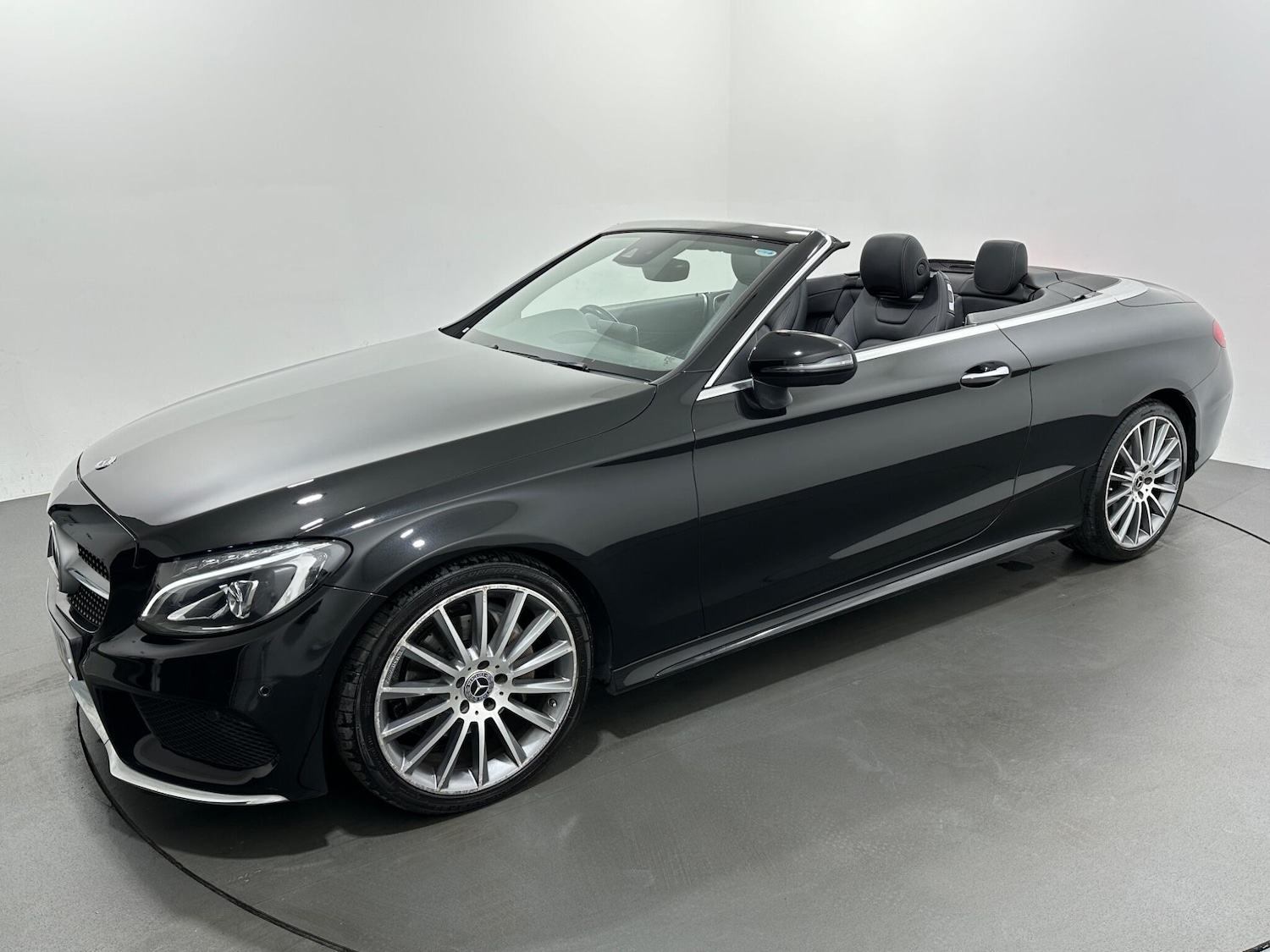 Used Mercedes-Benz C Class 2018 for sale - 76878990: Photo 48