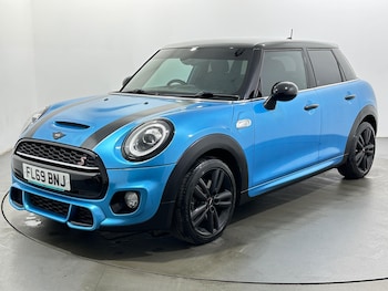 Used MINI Hatch 2019 for sale - 78684872: Photo