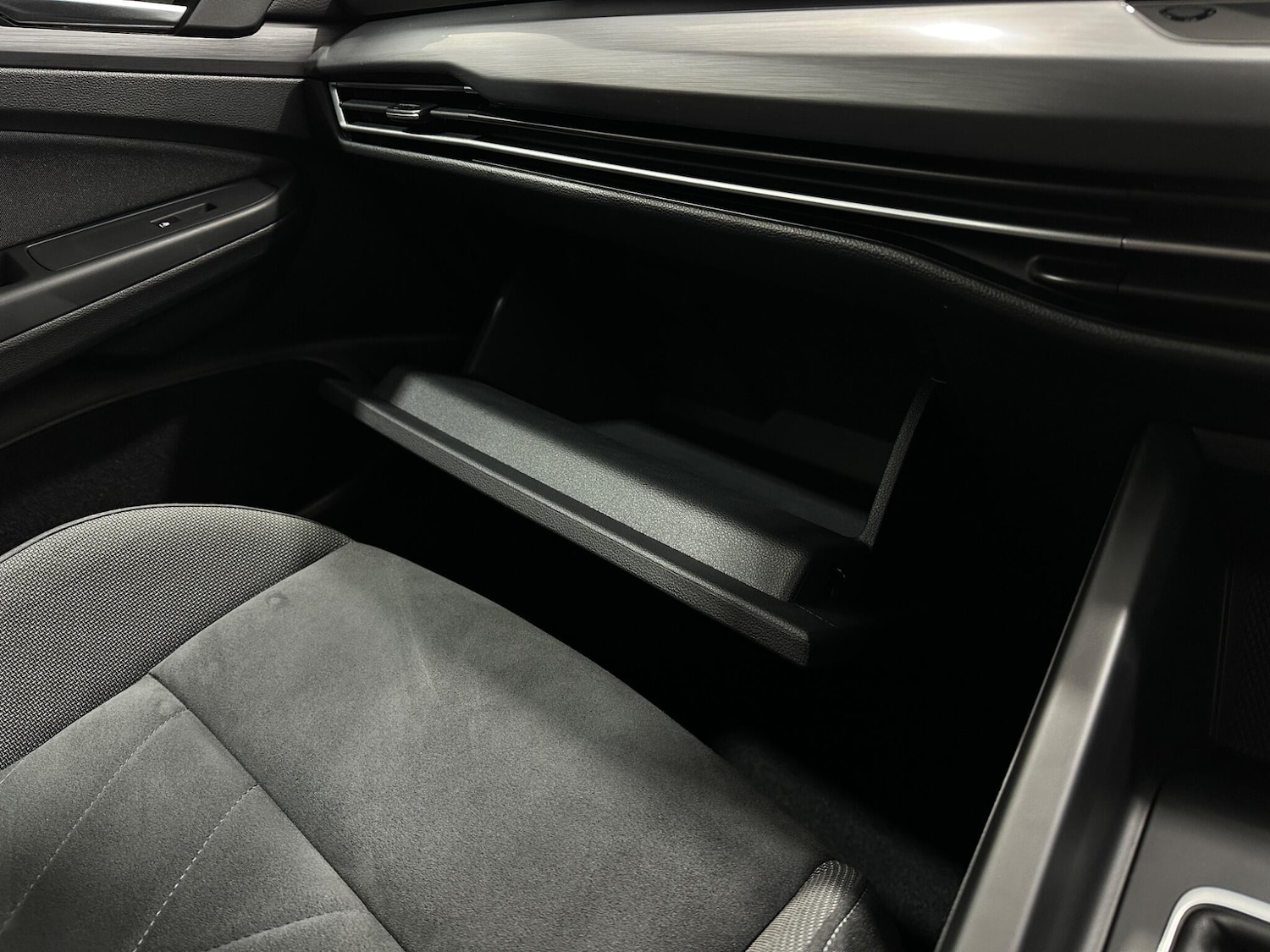 Used Volkswagen Golf for sale - 77672052: Photo 28