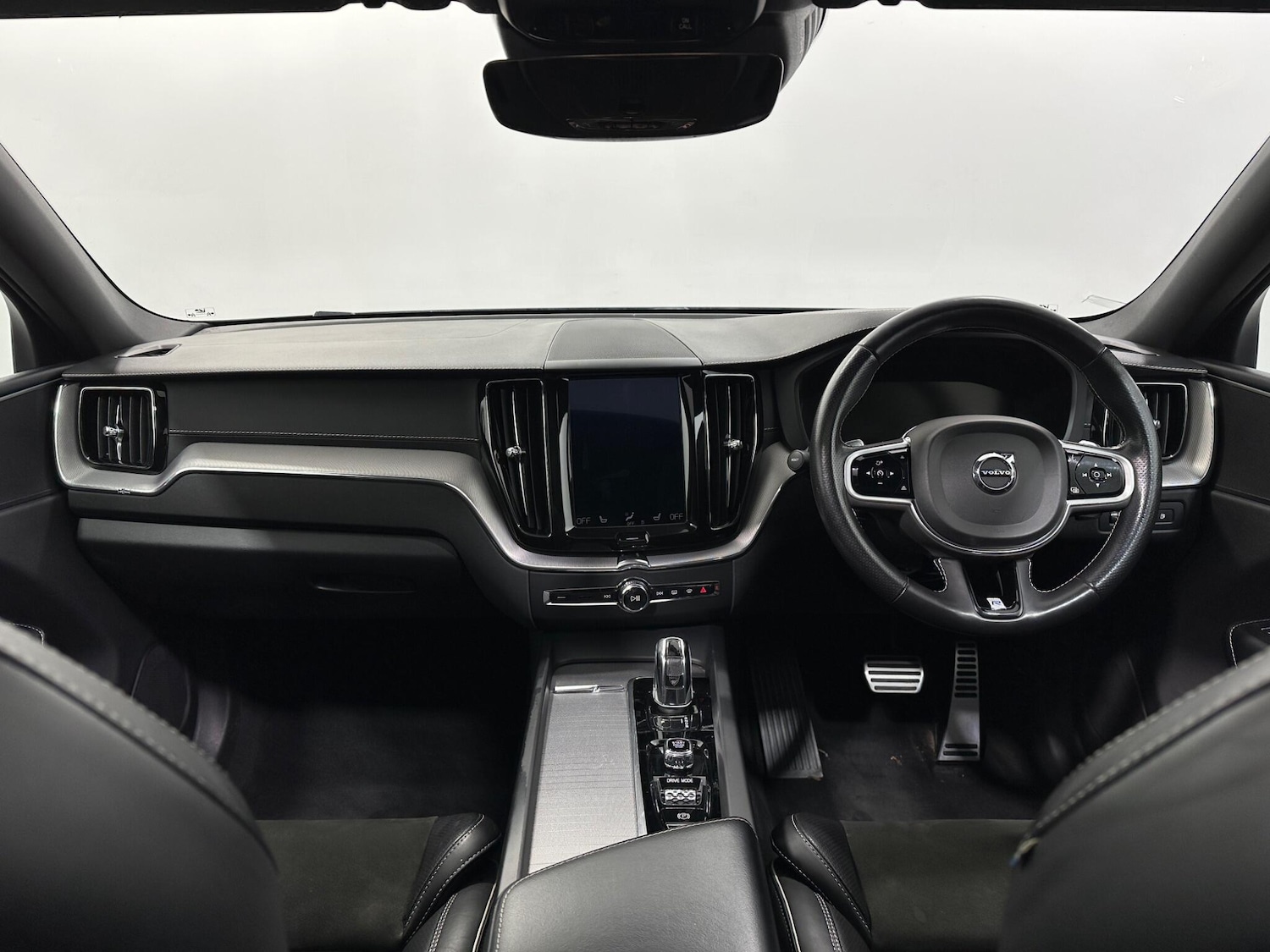 Used Volvo XC60 2018 for sale - 76878947: Photo 22