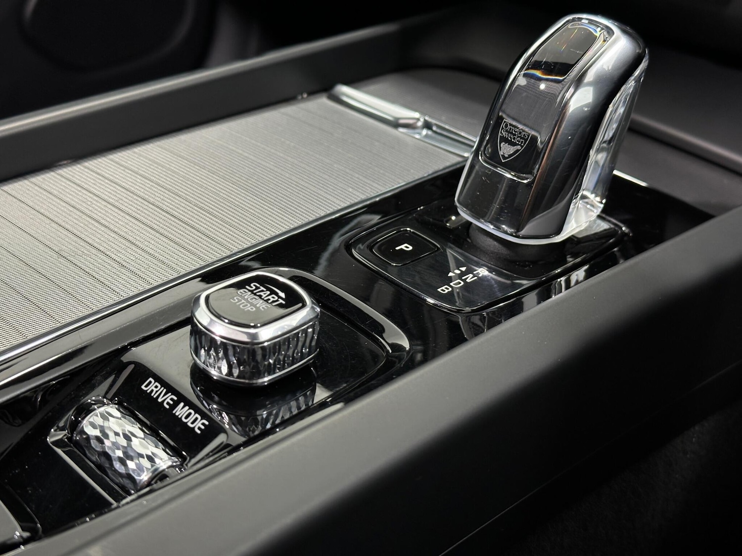 Used Volvo XC60 2018 for sale - 76878947: Photo 23