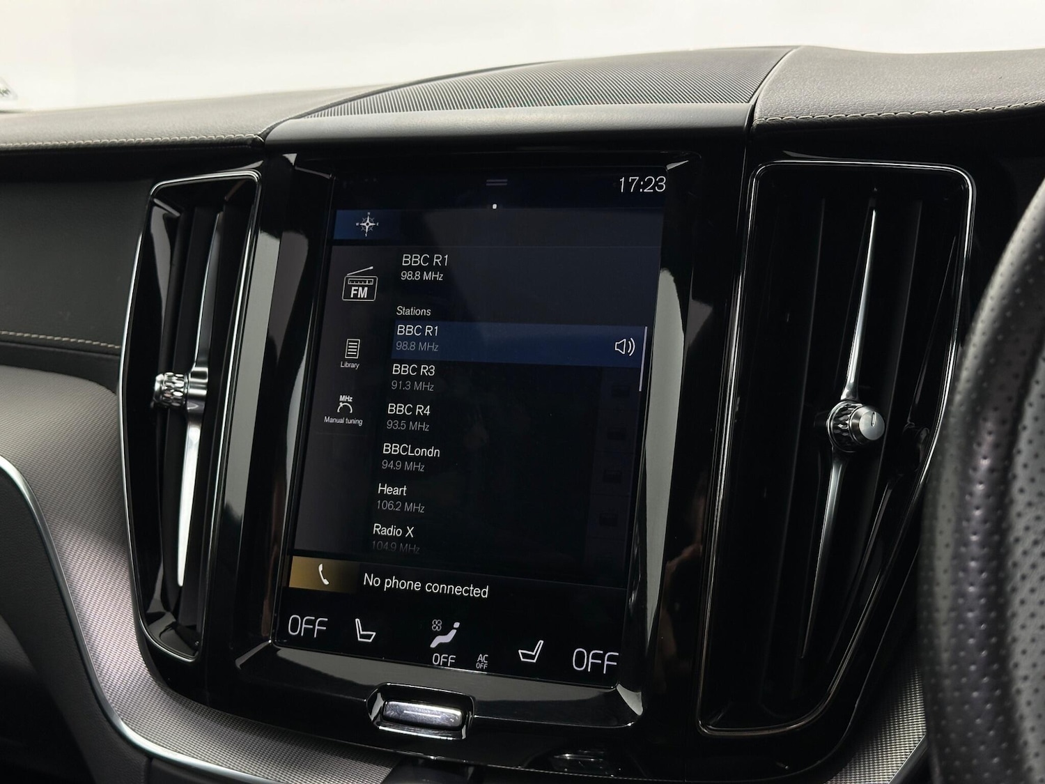 Used Volvo XC60 2018 for sale - 76878947: Photo 27