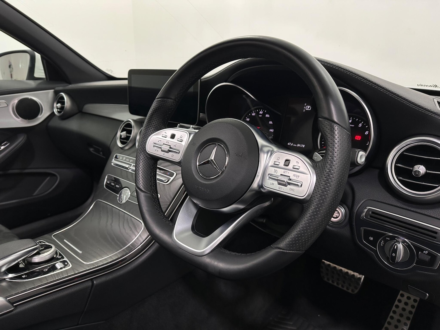 Used Mercedes-Benz C Class 2019 for sale - 77066538: Photo 10