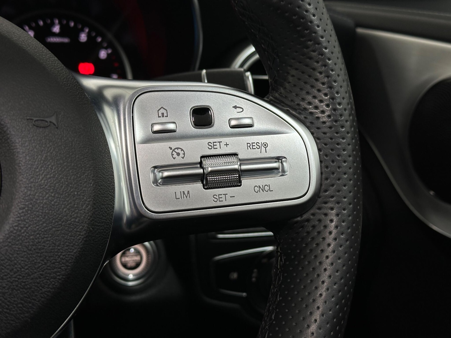 Used Mercedes-Benz C Class 2019 for sale - 77066538: Photo 14