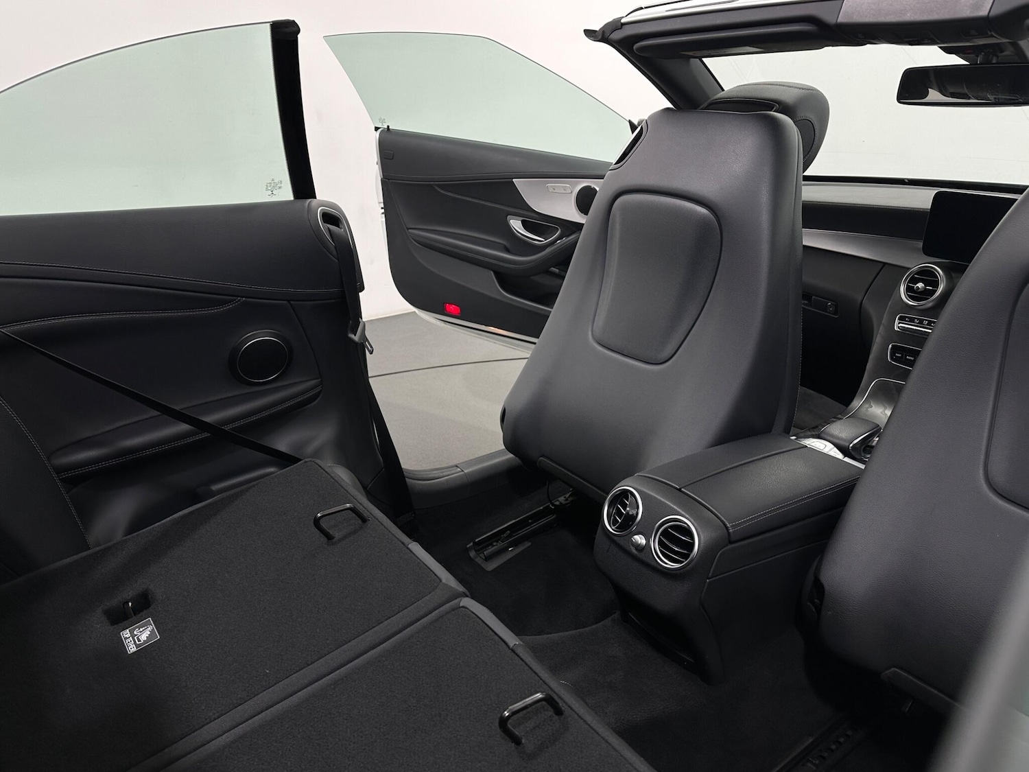 Used Mercedes-Benz C Class 2019 for sale - 77066538: Photo 43