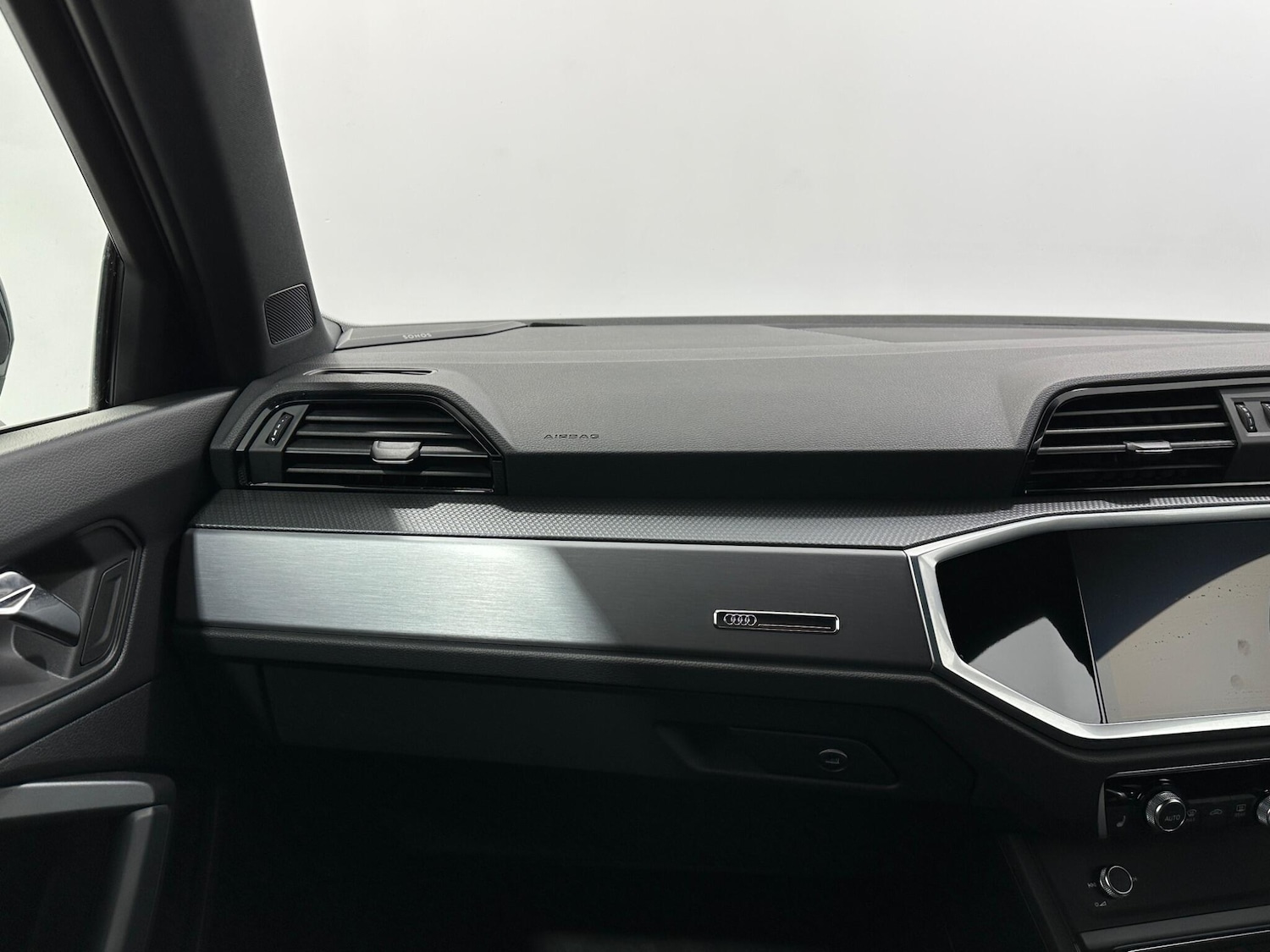 Used Audi Q3 2022 for sale - 76878474: Photo 28