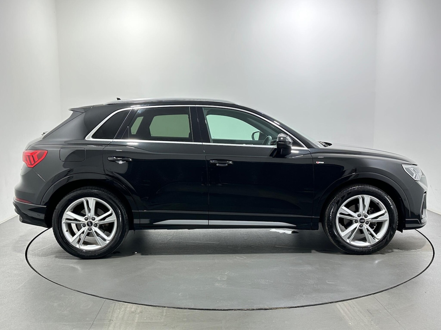 Used Audi Q3 2022 for sale - 76878474: Photo 9