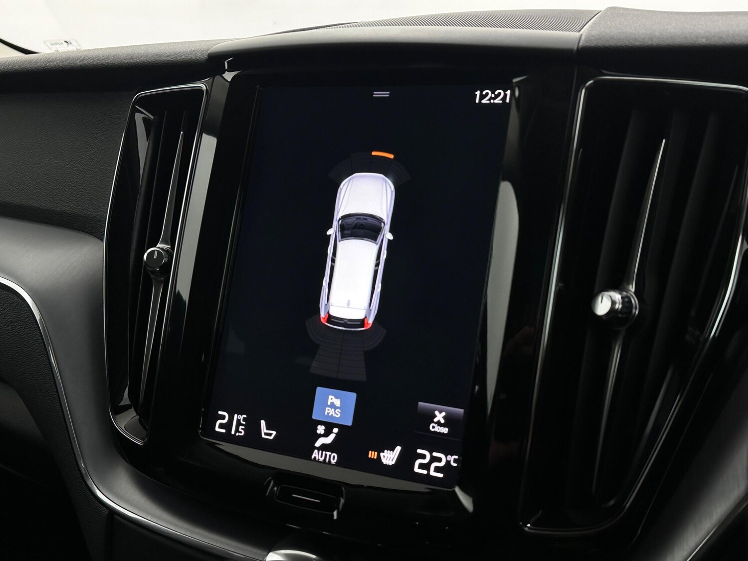 Used Volvo XC60 2019 for sale - 77807852: Photo 23