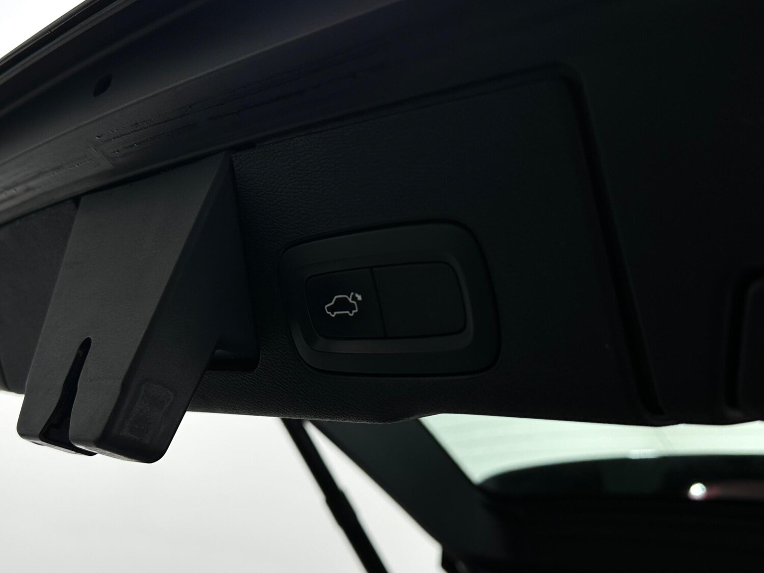 Used Volvo XC60 2019 for sale - 77807852: Photo 48