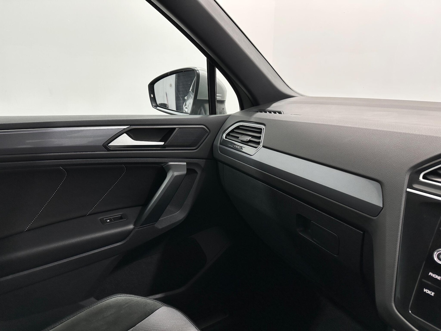 Used Volkswagen Tiguan for sale - 77695885: Photo 29