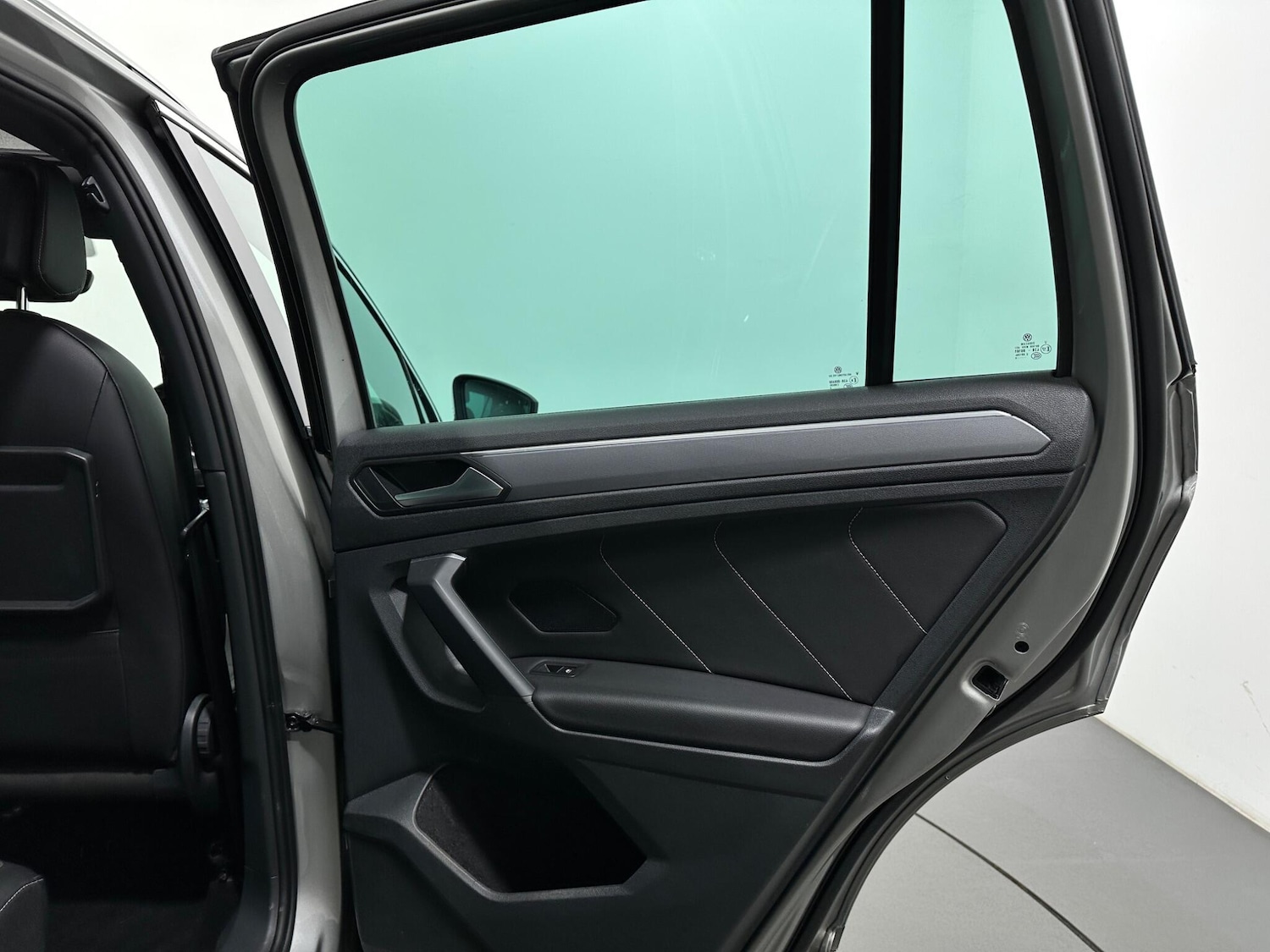 Used Volkswagen Tiguan for sale - 77695885: Photo 46