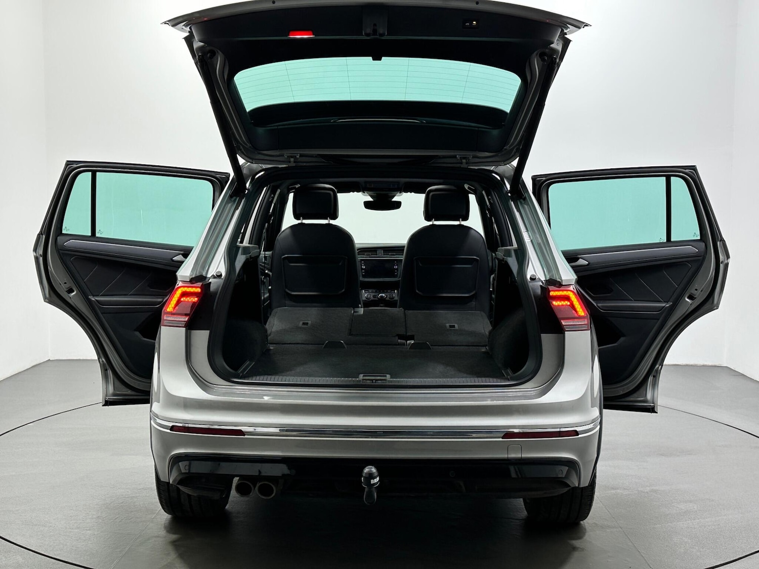 Used Volkswagen Tiguan for sale - 77695885: Photo 47