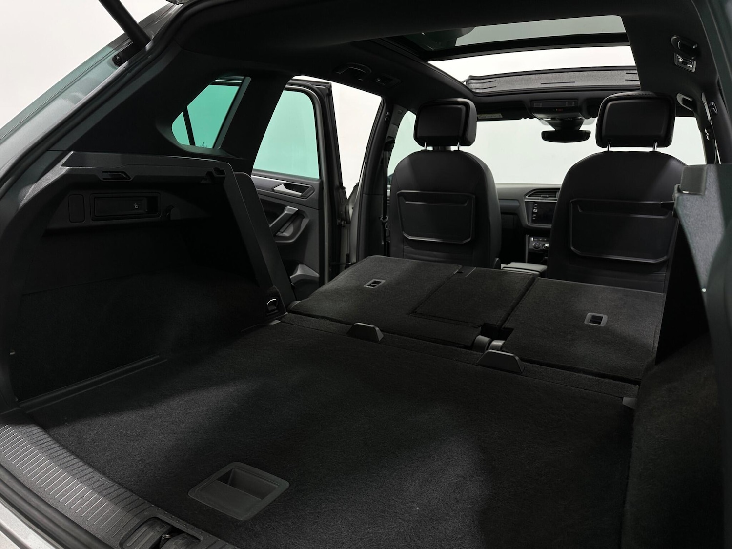 Used Volkswagen Tiguan for sale - 77695885: Photo 48