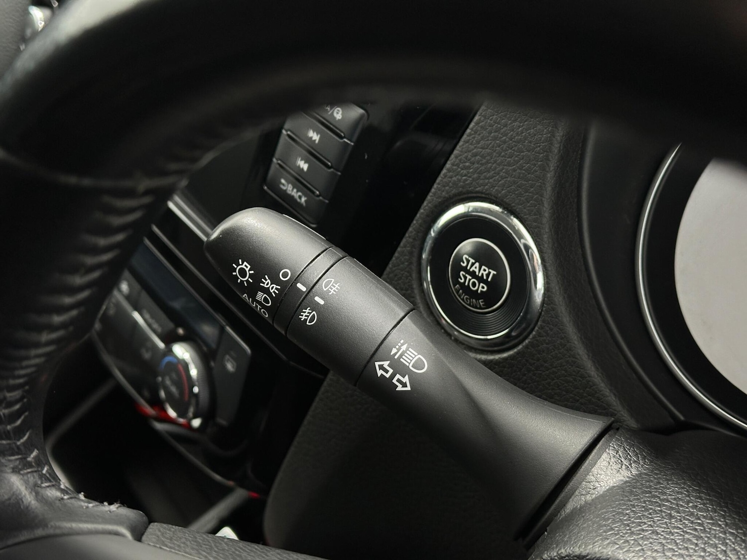 Used Nissan Qashqai for sale - 77238388: Photo 13