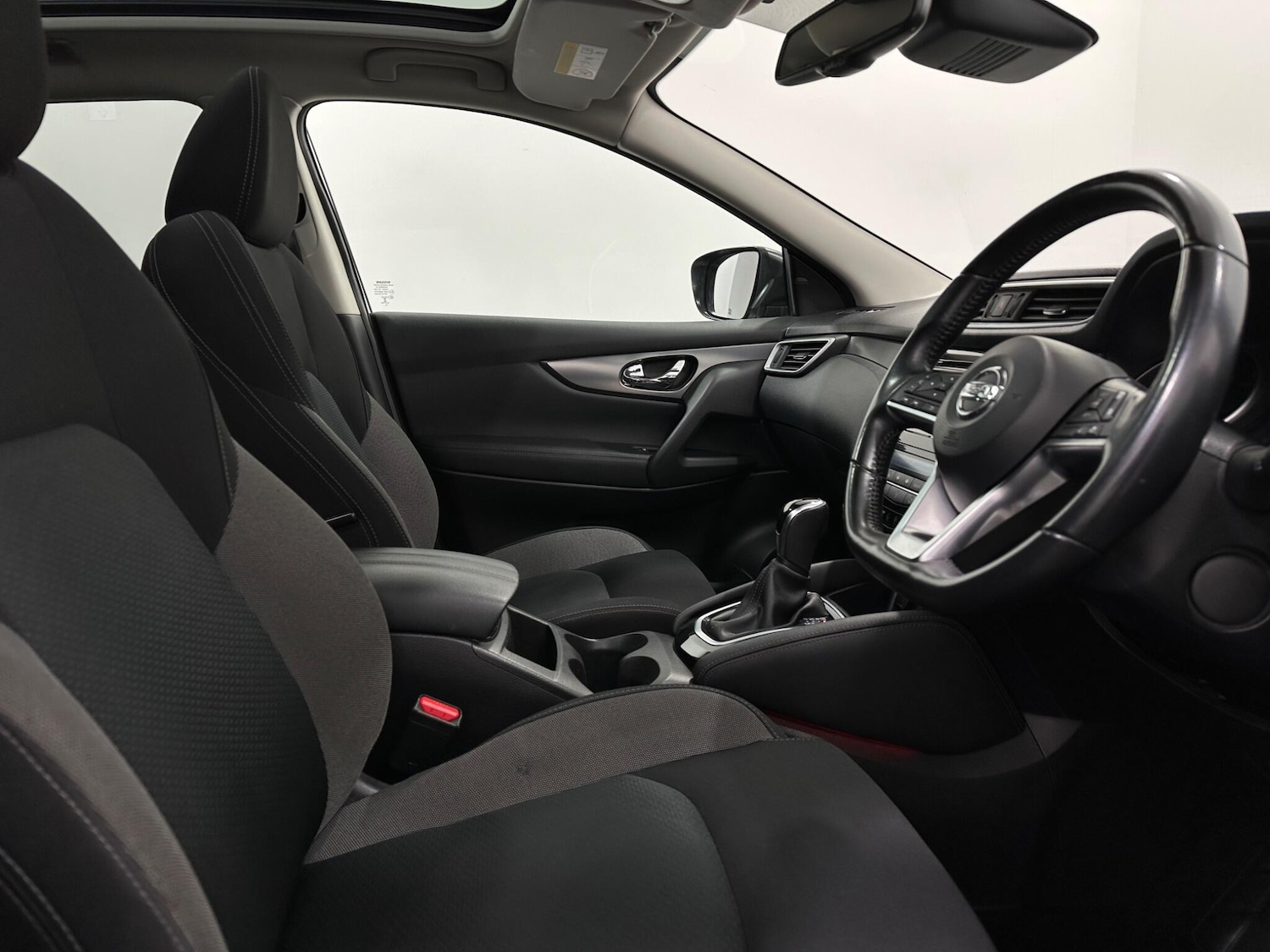 Used Nissan Qashqai for sale - 77238388: Photo 30