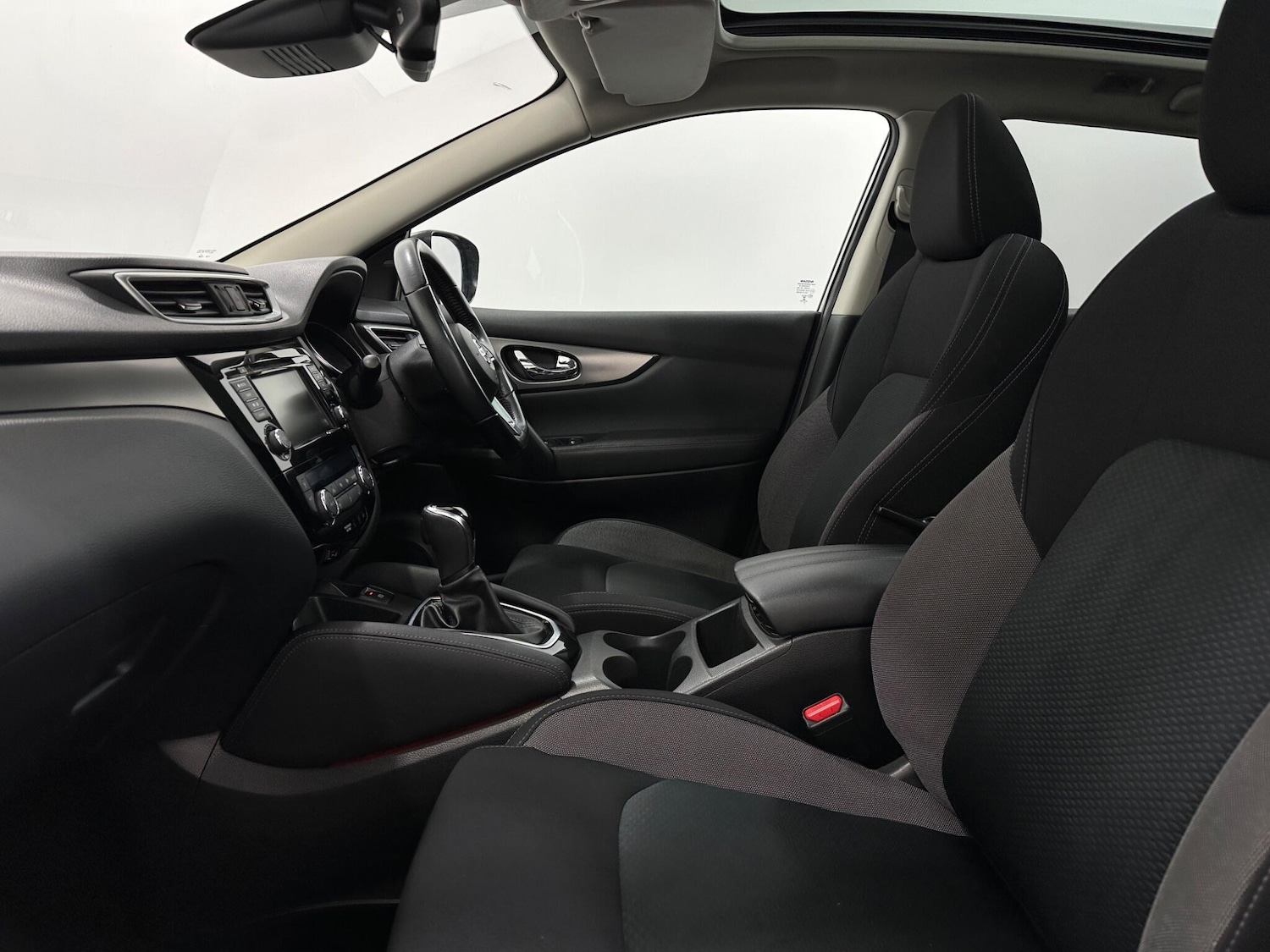 Used Nissan Qashqai for sale - 77238388: Photo 33