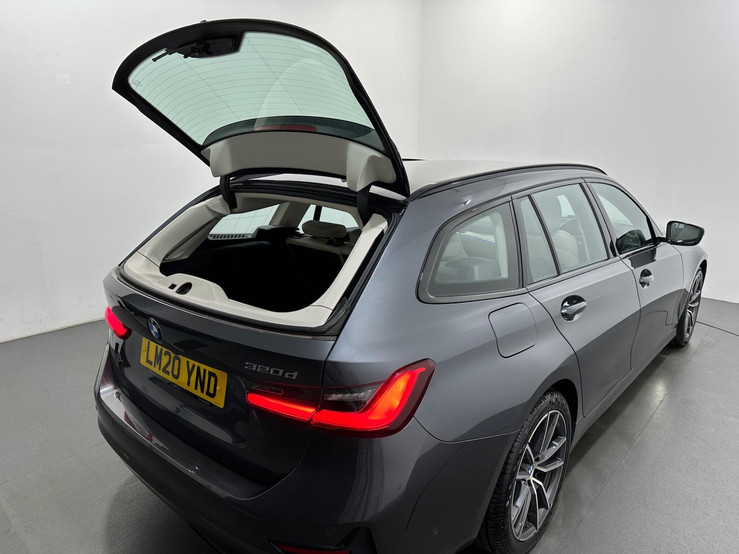 Used BMW 3 Series 2020 for sale - 76878457: Photo 49