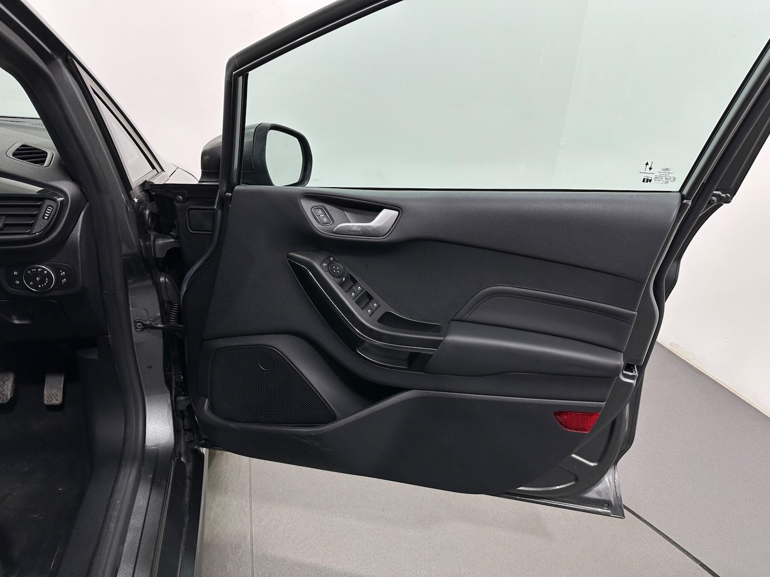 Used Ford Fiesta for sale - 77242475: Photo 31