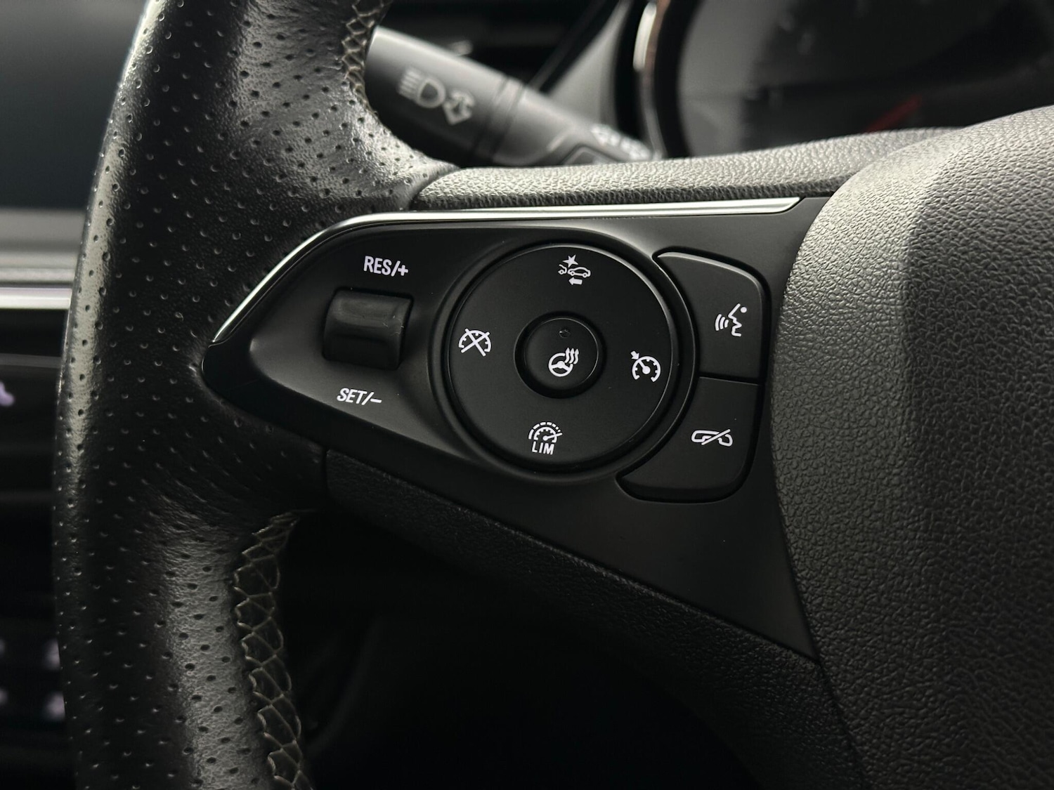 Used Vauxhall Insignia 2019 for sale - 77291459: Photo 13